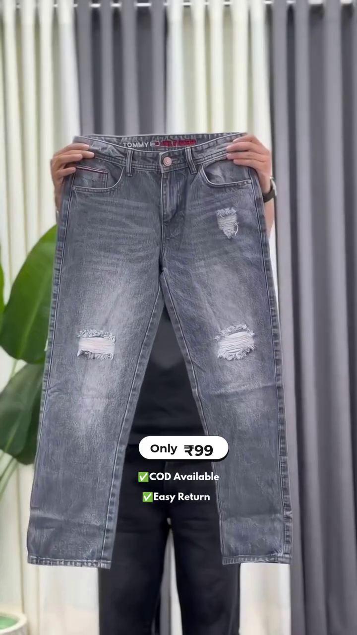 🖤✨ Premium Men's Black Relaxed Fit Distressed Denim Jeans | Stylish Wide-Leg Casual Streetwear Jeans | Everyday Comfort & Modern Fashion ✨🖤