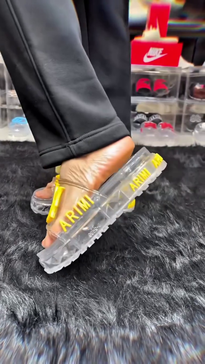 👡✨ Premium Transparent Cushion Comfort Slip-On Sandals for Women – Stylish Everyday Fashion Platform Slides 💎🖤