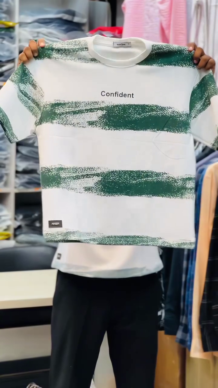 🤍 Premium Urban Striped Oversized T-Shirt – Stylish Contrast Brush-Stripe Casual Streetwear Tee