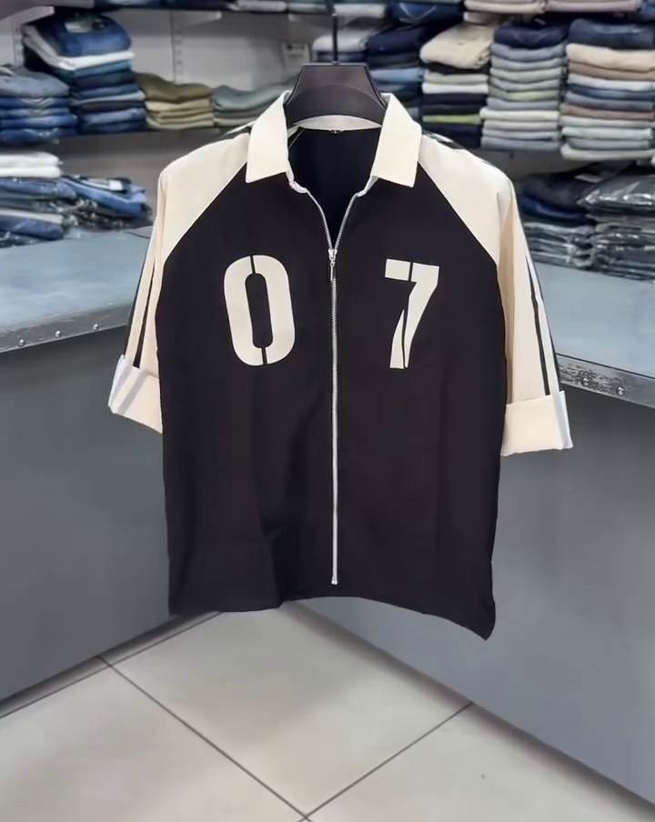 🏁 Premium Varsity Racing Zip-Up Polo T-Shirt – Maroon & White Contrast Sporty Number 07 Streetwear Top