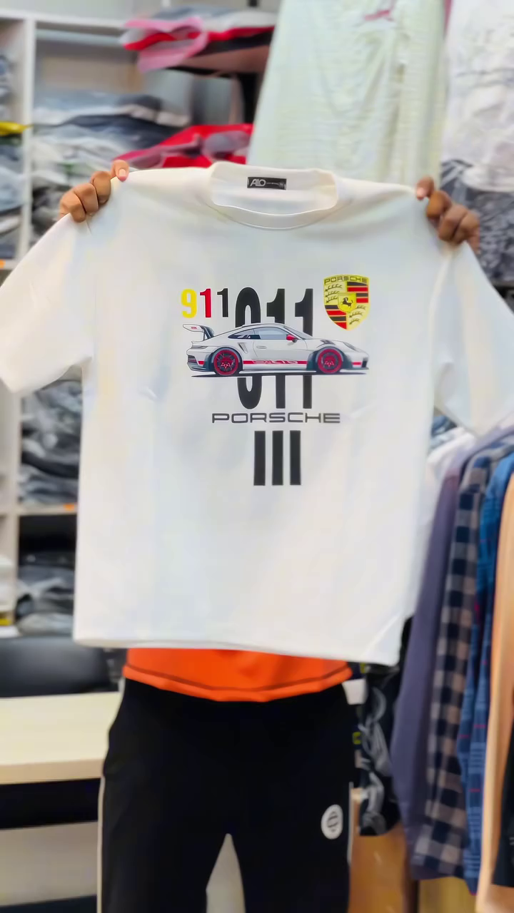 🏎️🔥 Premium Racing Car Graphic T-Shirt – Stylish Motorsport-Inspired Casual Tee for Men 👕✨