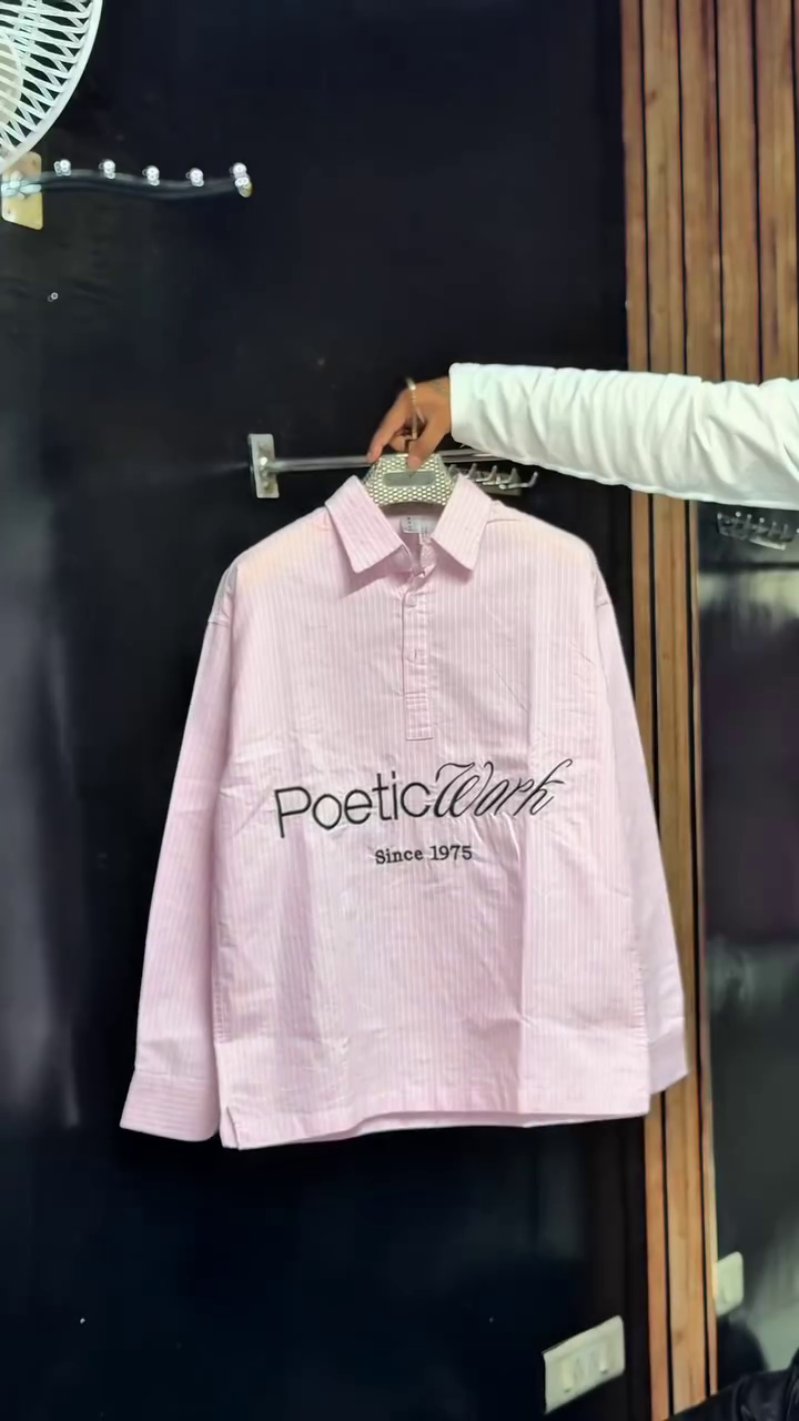 🌸 Premium Pink Textured Half-Placket Shirt – Elegant Casual Long-Sleeve Shirt for Men 👔✨
