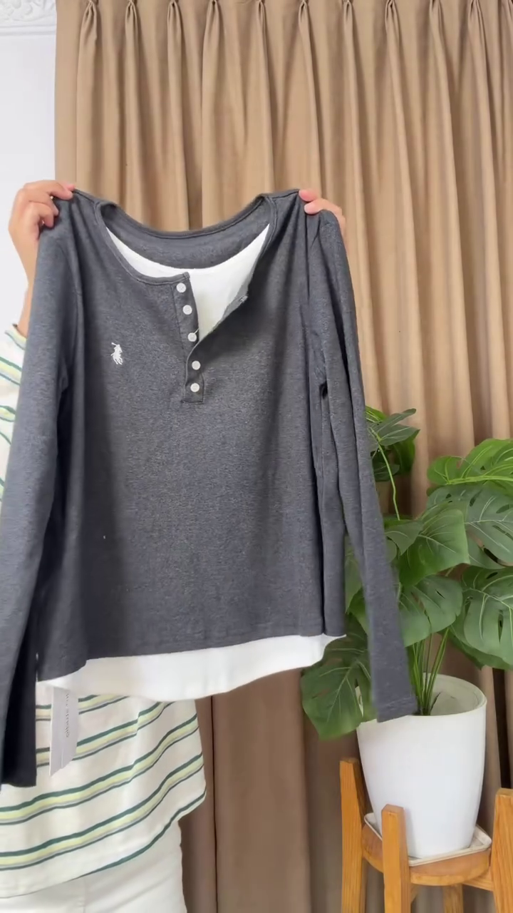 🤍 Premium Classic Full-Sleeve Henley T-Shirt – Elegant Everyday Essential